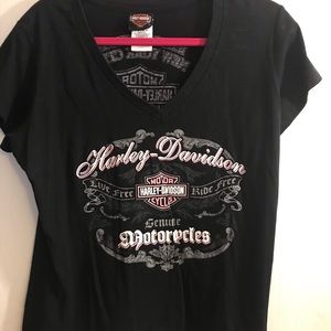 Harley Davidson t-shirt.